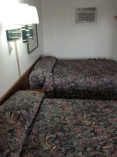Motel Plaza Inn