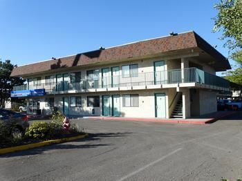 Motel 6 Kalispell