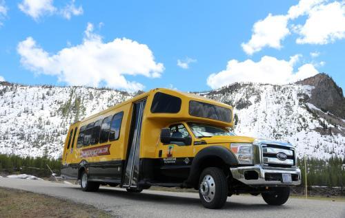 Yellowstone Park Hotel