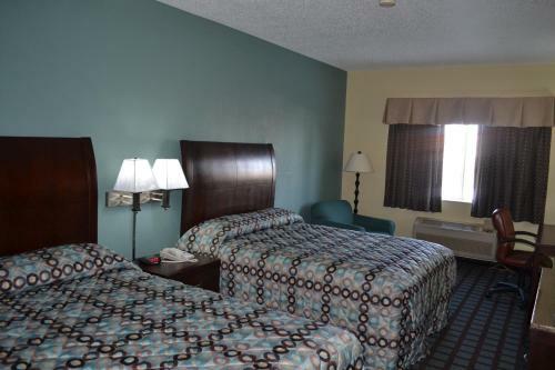 Hotel Countryside Inn & Suites