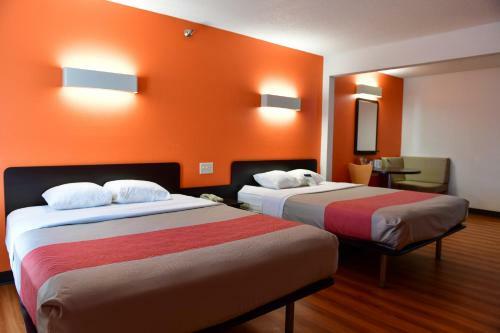 Motel 6 Lincoln
