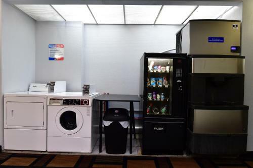 Motel 6 Lincoln