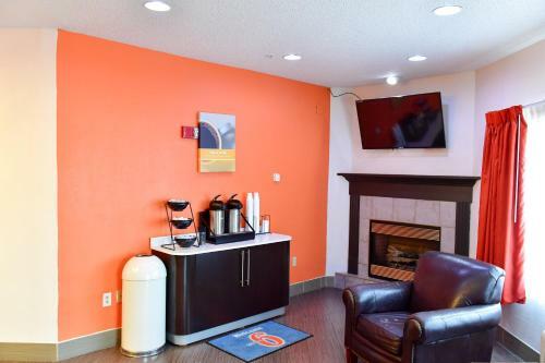 Motel 6 Lincoln