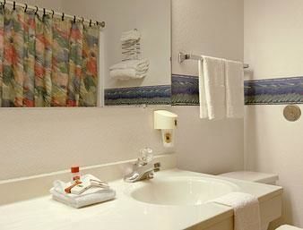 Motel Super 8 Omaha West Dodge