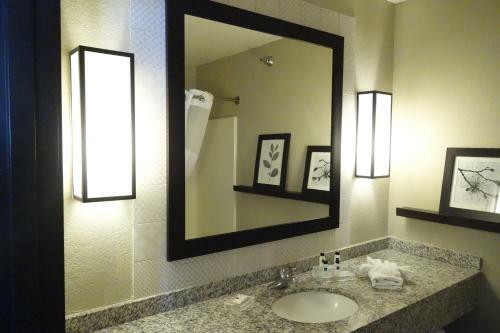 Hotel Country Inn & Suites Sidney