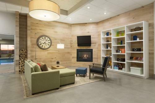 Hotel Country Inn & Suites Sidney