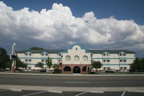 Carson City Plaza Hotel