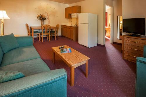 Carson City Plaza Hotel