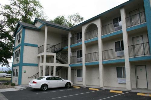 Carson City Plaza Hotel