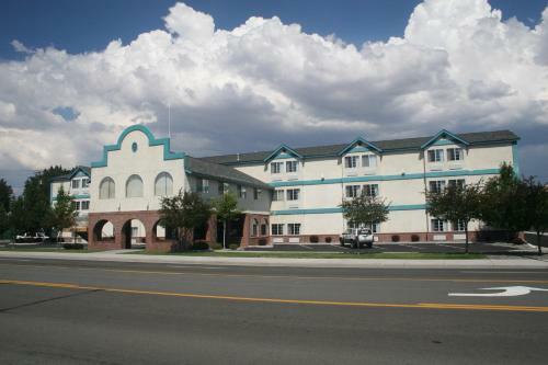 Carson City Plaza Hotel