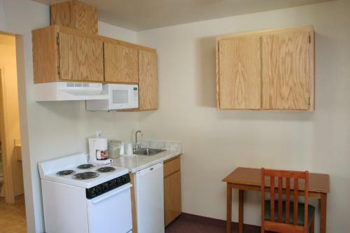 Carson City Plaza Hotel