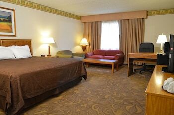 Hotel High Desert Inn