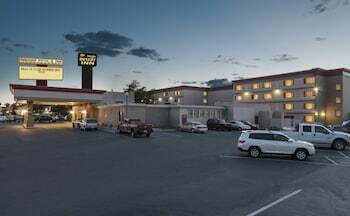 Hotel High Desert Inn