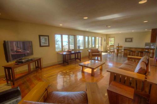 Tyner Way Holiday Home