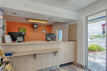 Motel 6 Reno - Virginia Plumb