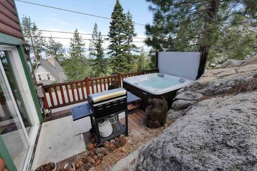 Saddle Road Holiday Home