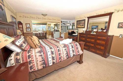 Saddle Road Holiday Home