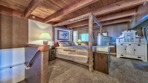 Tahoe Village 754j