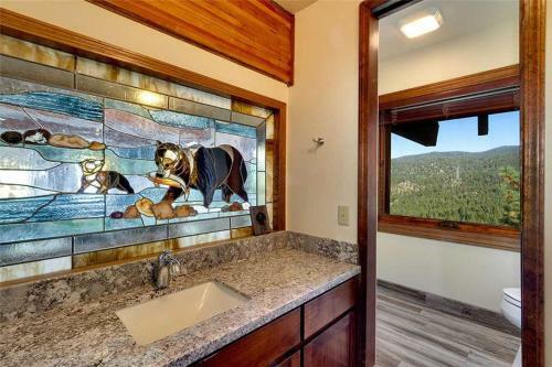 Lookout Lodge