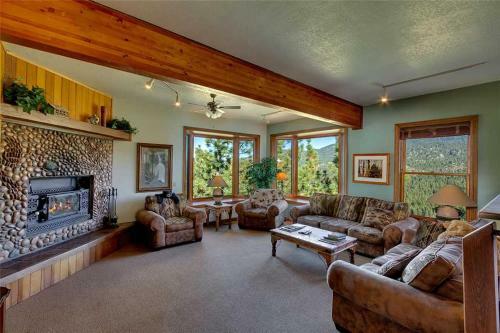 Lookout Lodge