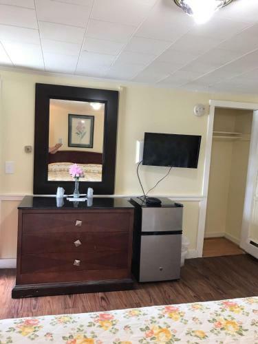 Royale Coach Motor Lodge