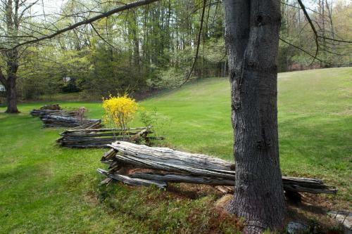 Bed & Breakfast Inn On Golden Pond