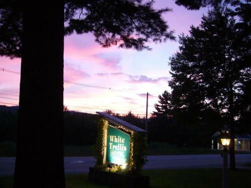 White Trellis Motel