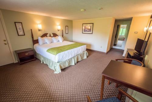 Hotel Fox Ridge - A Red Jacket Resort