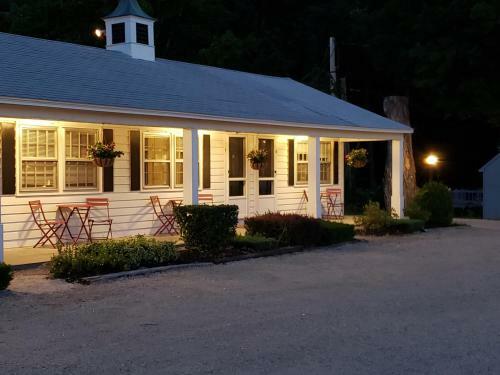 Clarendon Motel