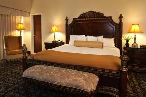The Claridge Hotel