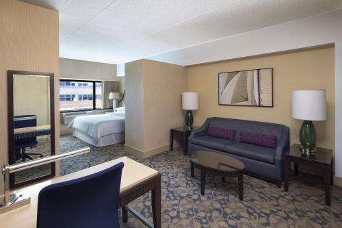 Sheraton Lincoln Harbor Hotel