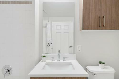 Luxury Apartments At Washington