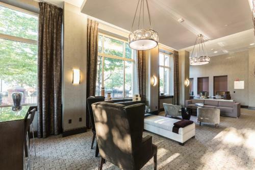 Luxury Apartments At Washington