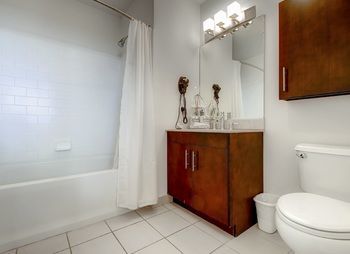 Luxury Apartments At Metropolitan