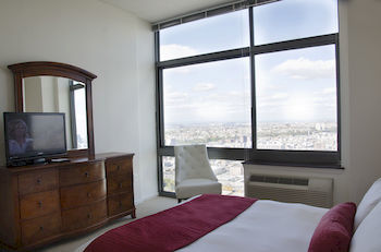 Luxury Apartments At Metropolitan