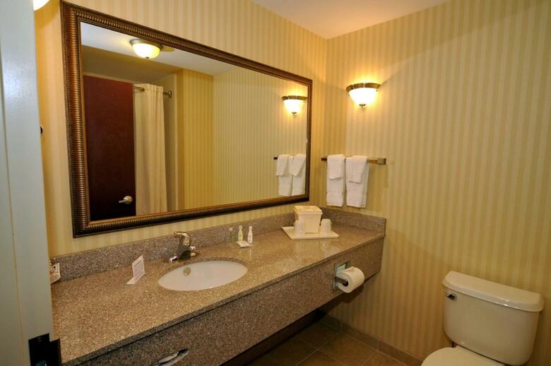 Hotel Comfort Suites Mahwah