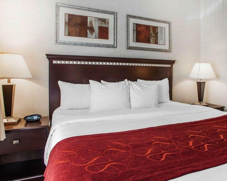 Hotel Comfort Suites Mahwah