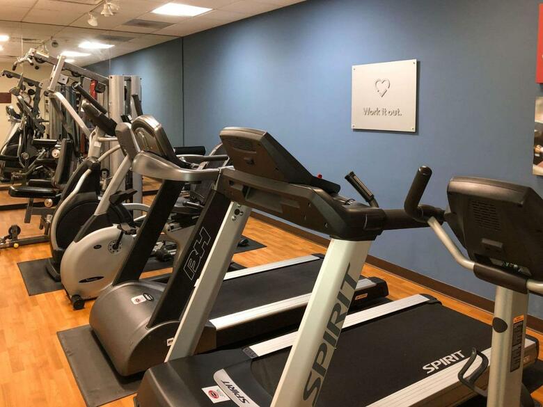 Hotel Comfort Suites Mahwah