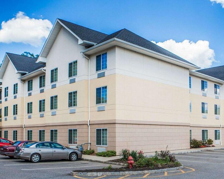 Hotel Comfort Suites Mahwah