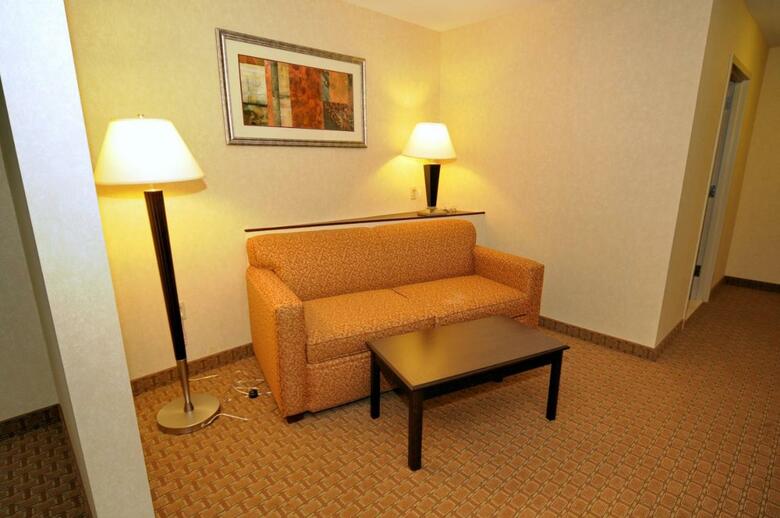 Hotel Comfort Suites Mahwah