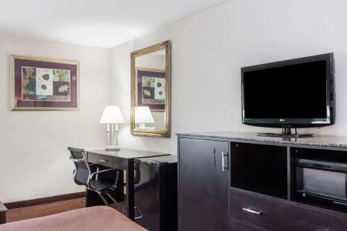 Hotel Howard Johnson Newark