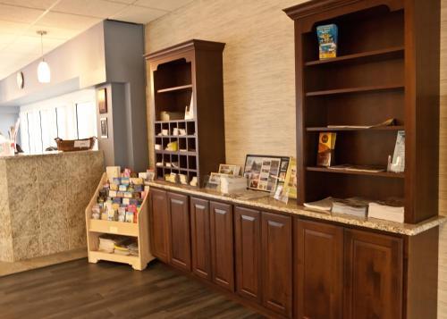Hotel Watson's Regency Suites