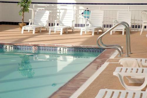 Hotel Watson's Regency Suites