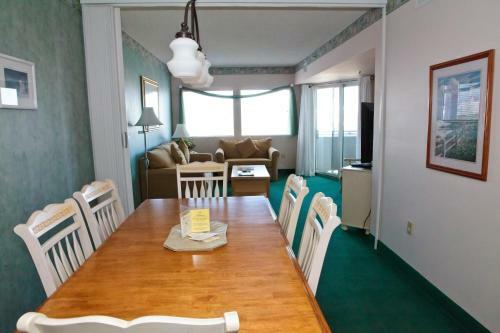 Hotel Watson's Regency Suites