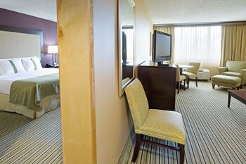 Holiday Inn Hotel & Suites Parsippany/fairfield