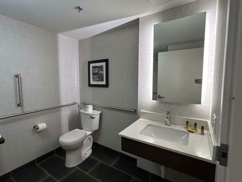 Hotel Meadowlands River Inn