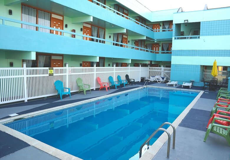 Hotel Beachside Resort