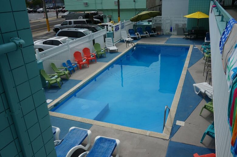 Hotel Beachside Resort