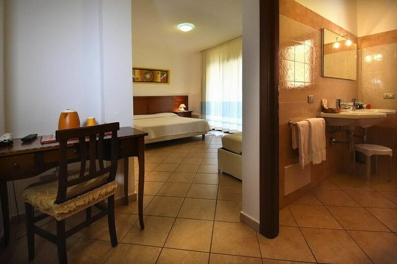 Hotel Beachside Resort