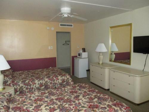 Landmark Motel